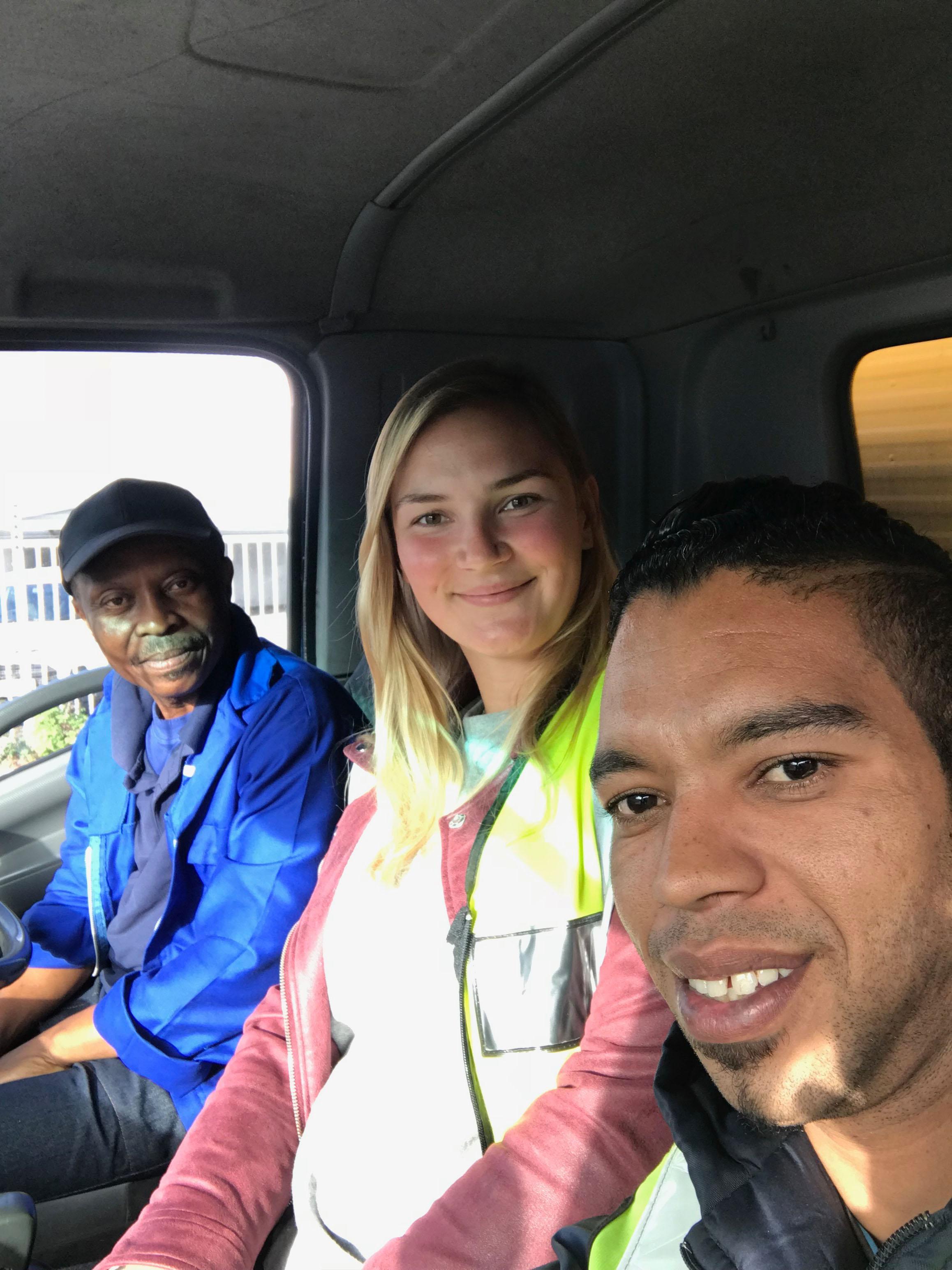 Unterwegs im Firmen-LKW