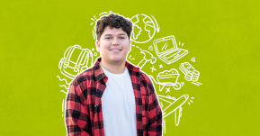 Bild: der Jugendliche Enno mit schwarzen lockigen Haaren vor grünem Hintergrund